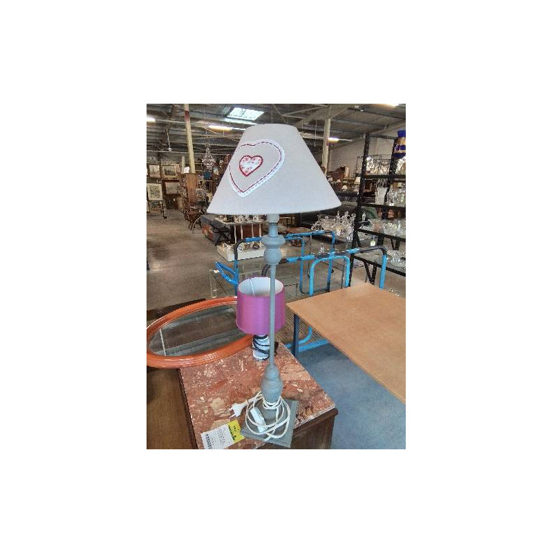 LAMPE BOIS GRIS AJ TAUPE COEURS