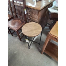 SELLETTE RONDE PIÈTEMENT...