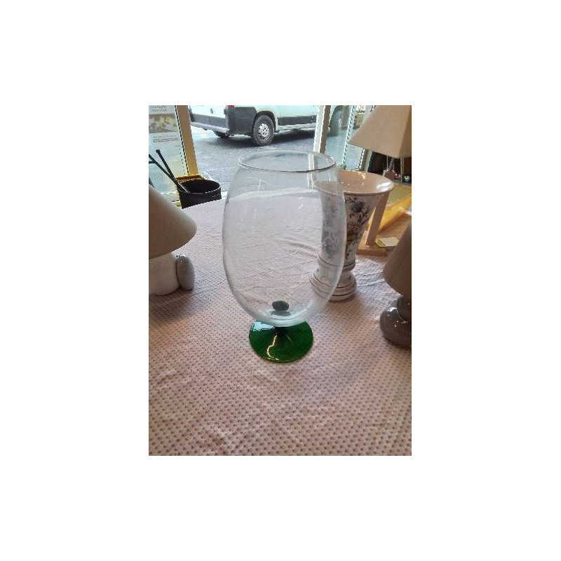 VASE SUR PIEDOUCHE VERRE SOUFFLÉ TEINTÉ VERT
