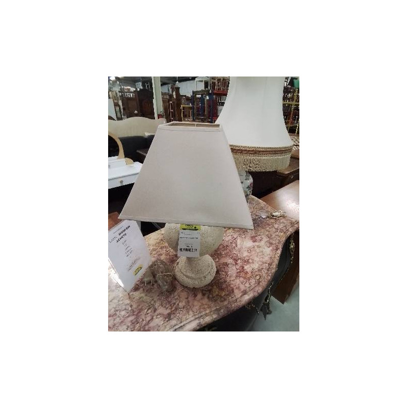 LAMPE PIERRE RECONSTITUÉ 