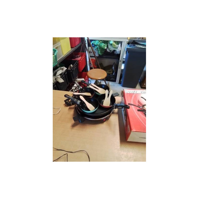 APPAREIL A RACLETTE-WOK 6 PERSONNES EVATRONIC 