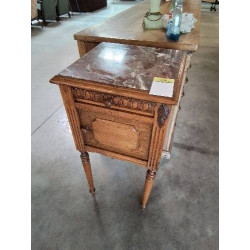 CHEVET BOIS CLAIR SCULPTÉ...