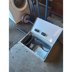 TRONÇONNEUSE ÉLECTRIQUE...