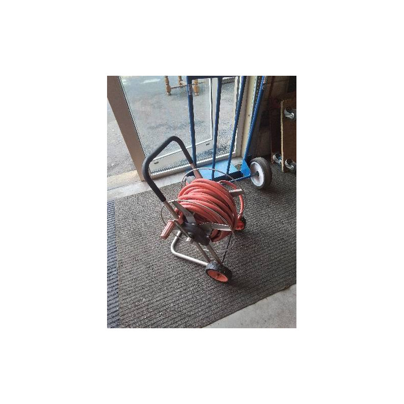 DEVIDOIR SUR ROUE AVEC TUYAU GARDENA