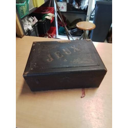 BOITE A JEUX BOIS GAINÉ...