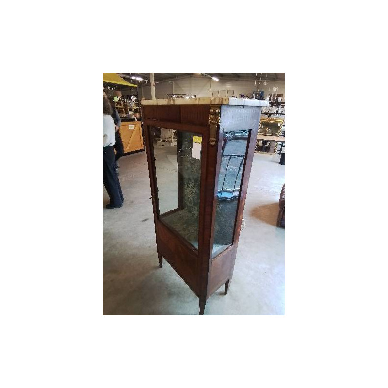 VITRINE BOIS DE ROSE MARQUETÉ GARNITURES BRONZE DESSUS MARBRE BLANC STYLE LOUIS XVI