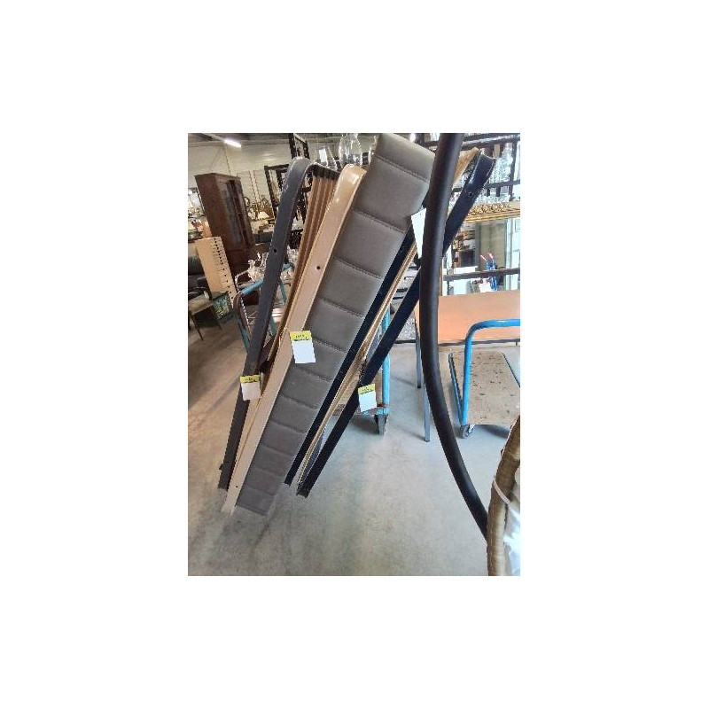 SOMMIER CADRE MÉTAL BLEU A LATTES 140X190CM