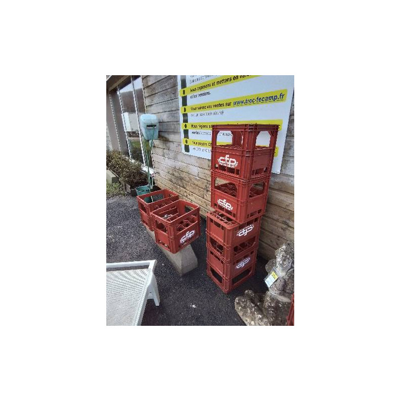 CASIER A BOUTEILLES RÉSINE ROUGE CFP 