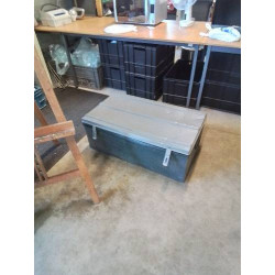 CANTINE METALIQUE GRISE