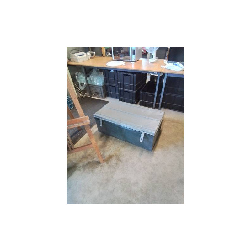 CANTINE METALIQUE GRISE