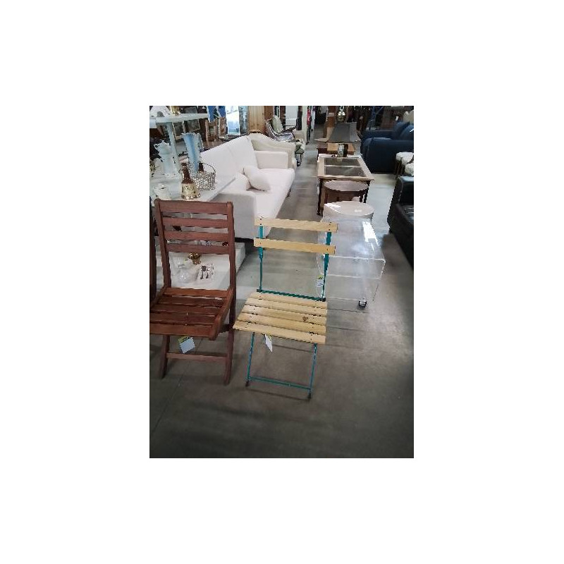 CHAISE DE JARDIN PLIANTE  PIÈTEMENT MÉTAL VERT ASSISE ET DOSSIER LATTES BOIS CLAIR 