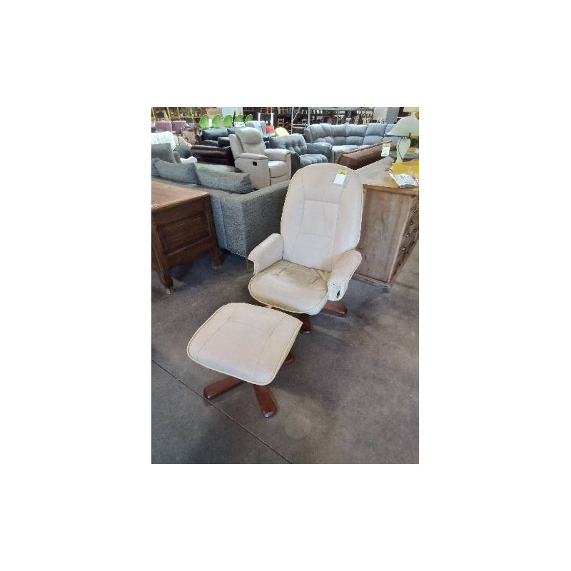 FAUTEUIL RELAX MANUEL ET SON REPOSE PIEDS PIÈTEMENT BOIS CLAIR CAPITONNÉ CUIR BEIGE