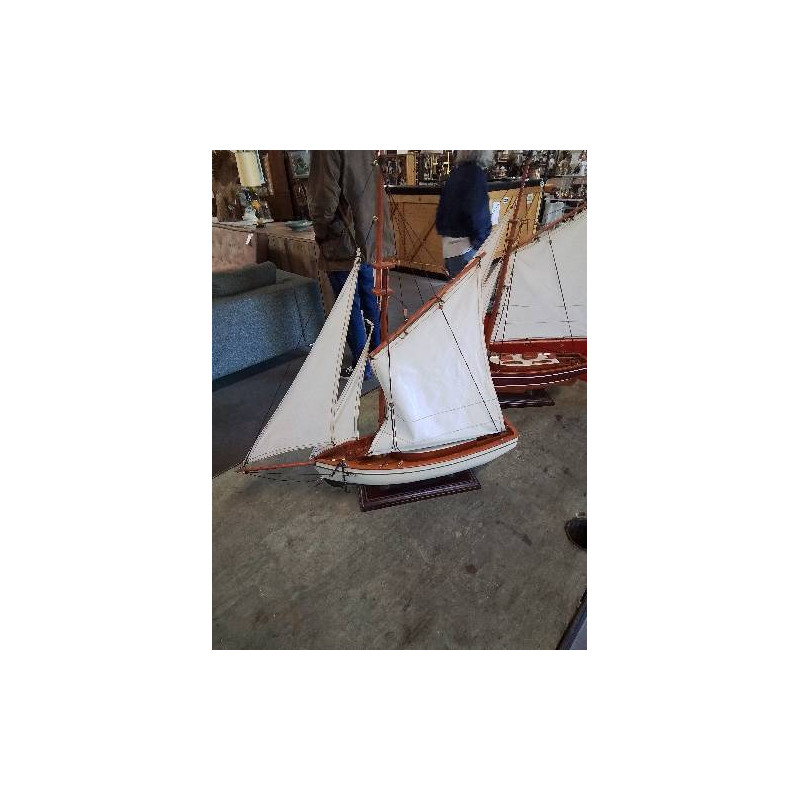 MAQUETTE VOILIER BOIS 