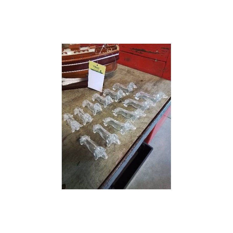 12 PORTE COUTEAUX TECKEL RÉSINE ANNÉES 70