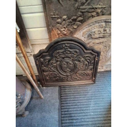 PLAQUE DE CHEMINÉE A LA...