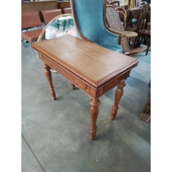 TABLE A JEU BOIS CLAIR...