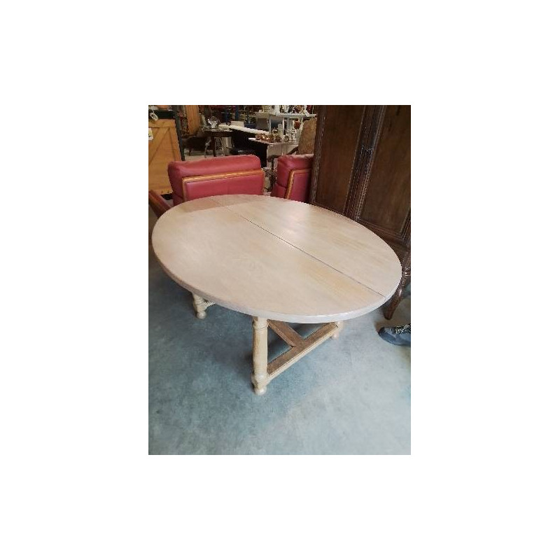 TABLE OVALE EXTENSIBLE ENTRETOISE BOIS CLAIR 2RAL26,5CM 140X110X72,5CM