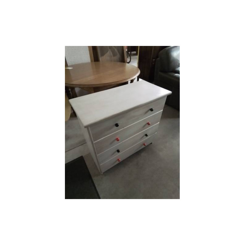 COMMODE PIN CÉRUSE 4 TIROIRS POIGNÉES BOULES ROUGE ET NOIR