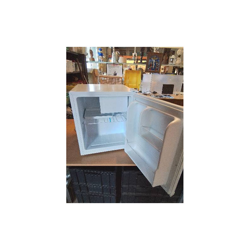MINI RÉFRIGÉRATEUR PROLINE BRF49 41L