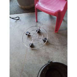 PORTE PLANTE A ROULETTES...