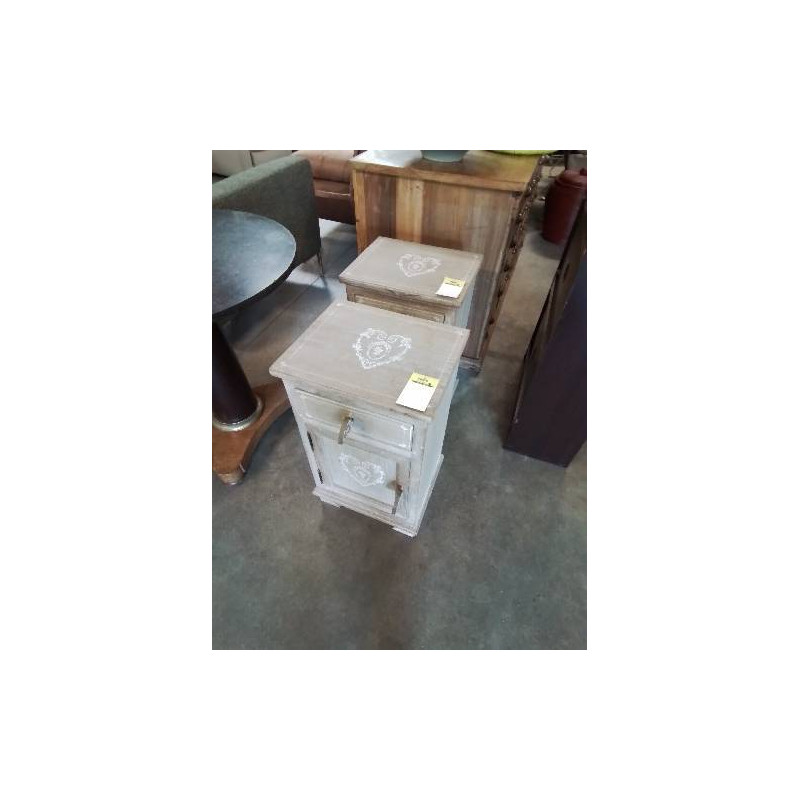 CHEVET BOIS GRIS CÉRUSE DÉCOR AUX COEURS 1 TIROIR 1 PORTE