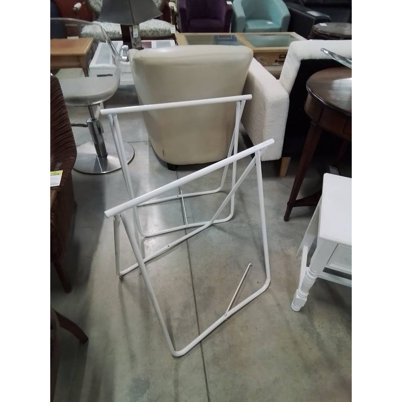 PAIRE DE TRETAUX MÉTAL BLANC