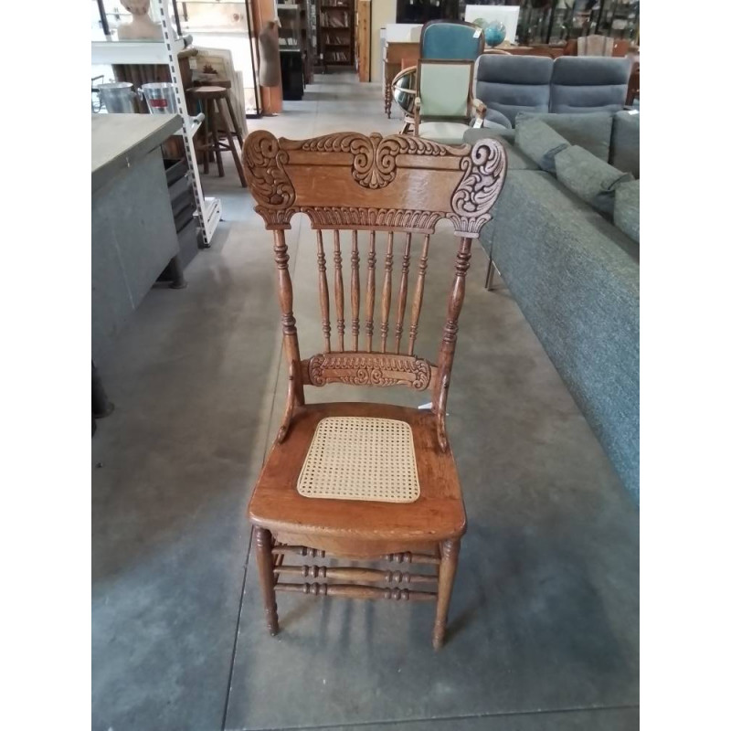 CHAISE WINDSOR  CHENE SCULPTÉ ASSISE CANNEE DÉBUT XXE 