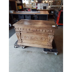 COFFRE CHÊNE SCULPTÉ DE...