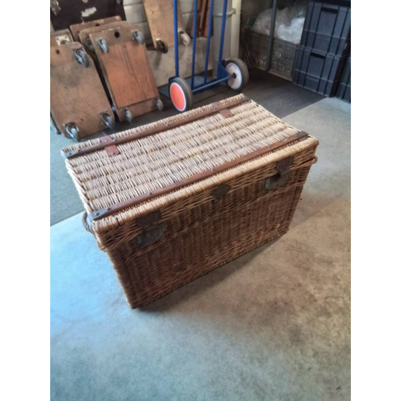 MALLE RECTANGULAIRE VANNERIE 