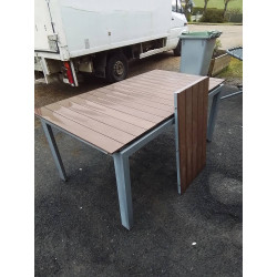 TABLE DE JARDIN EXTENSIBLE...