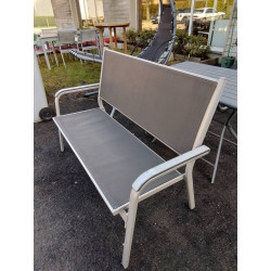 BANQUETTE DE JARDIN...