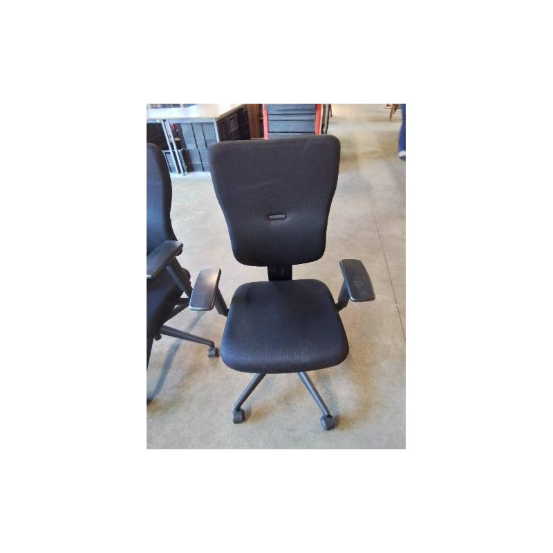 FAUTEUIL DE BUREAU A ROULETTES RÉSINE ET TISSU NOIR STEELCASE