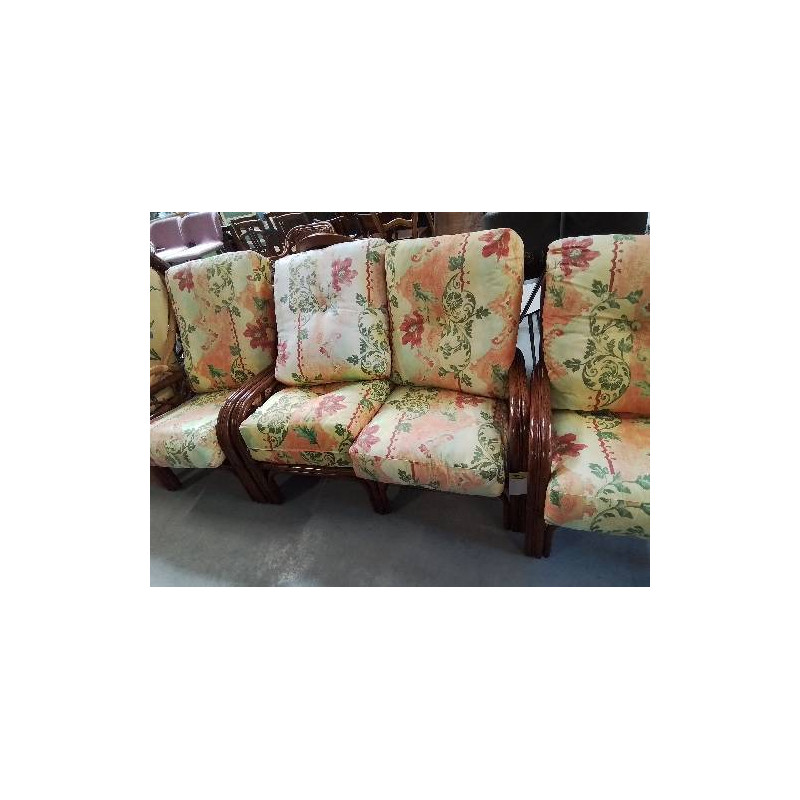 CANAPÉ ROTIN ASSISE ET DOSSIER TISSU JAUNE AUX  FLEURS ROUGE