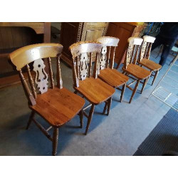 5 CHAISES PIN 