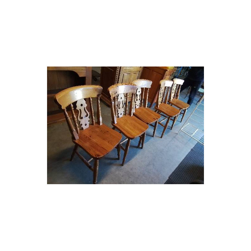 5 CHAISES PIN 