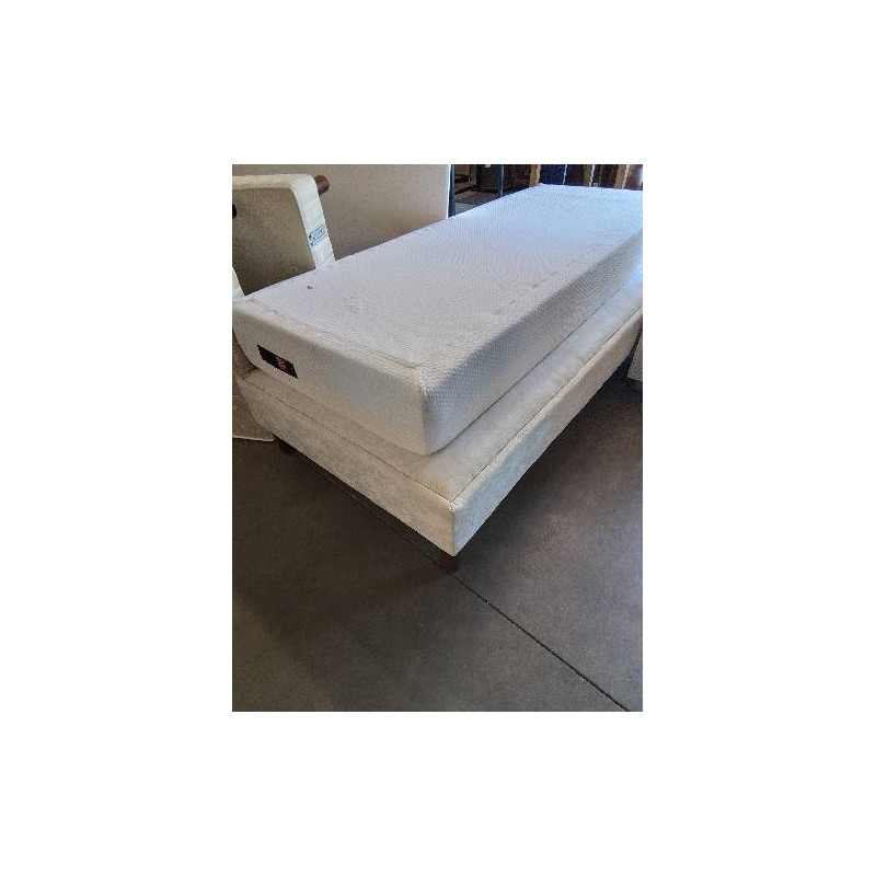 SOMMIER TAPISSER A LATTES AVEC PIEDS 90X190CM