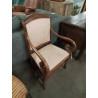 FAUTEUIL A CROSSES BOIS CLAIR ASSISE ET DOSSIER TISSU ÉCRU A PETITS CARREAUX STYLE RESTAURATION 