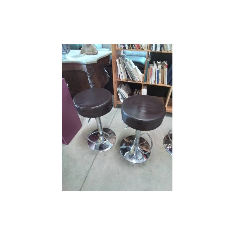 TABOURET DE BAR ROND PIÈTEMENT METAL CHROMÉ ASSISE PU MARRON 