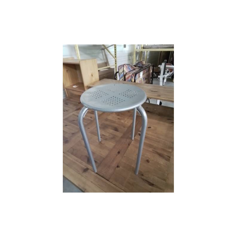 TABOURET ROND MÉTAL GRIS ASSISE AJOURÉE