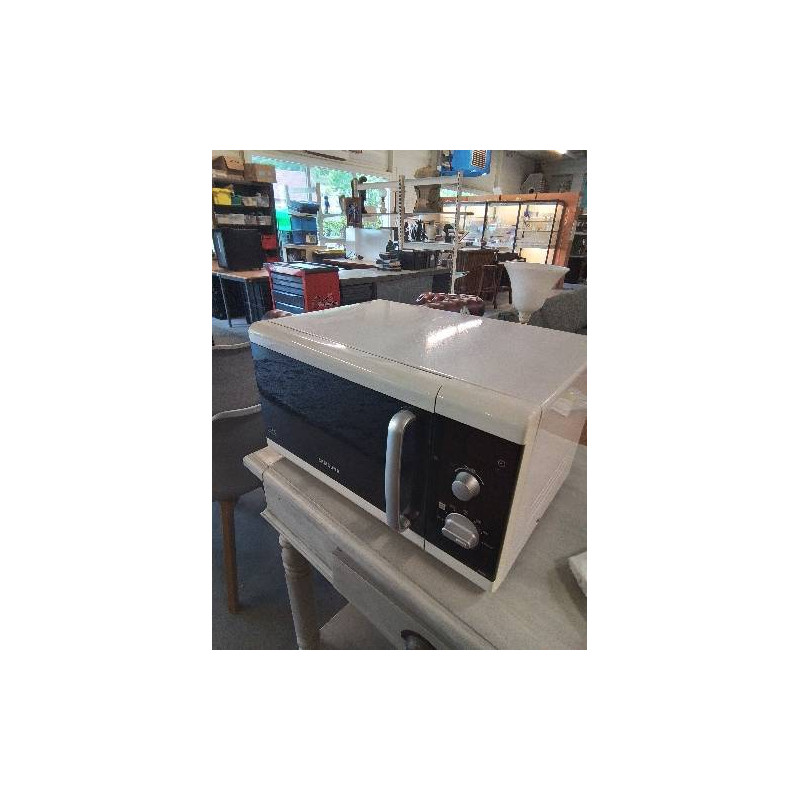 MICRO-ONDES SAMSUNG MW82W