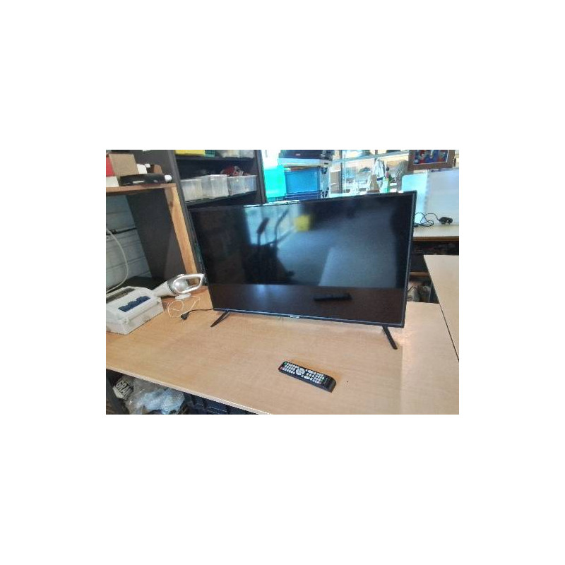TELEVISEUR BRANDT FULLVHD LED 100 CM