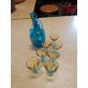 CARAFE VERRE SOUFFLÉ TEINTÉ BLEU ET SES 7 VERRE A PIEDS DÉBUT XXE