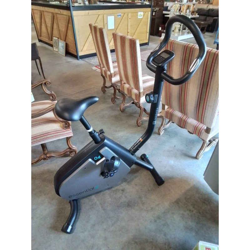VÉLO D’APPARTEMENT ESSENTIAL 2 DOMYOS