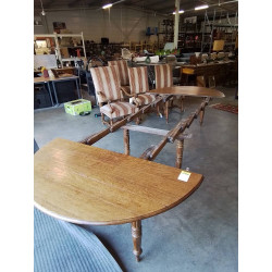 TABLE RONDE A ABATTANTS 6 PIEDS (S’OUVRE A 218CM VENDUE SANS RALLONGE)135X72CM