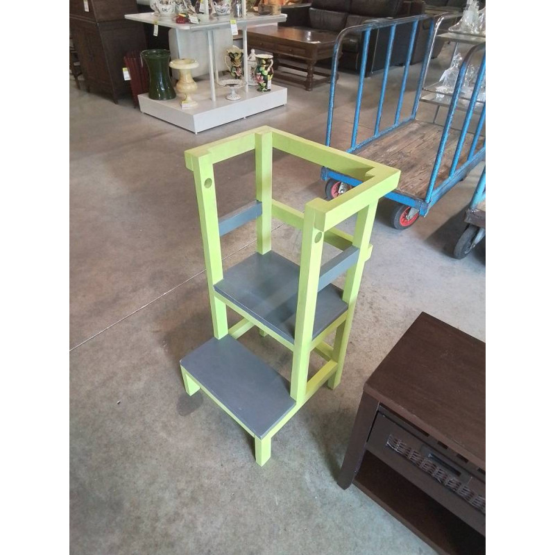 TOUR D’APPRENTISSAGE ENFANT BOIS PEINT VERT ET GRIS 