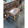 TABLE BASSE CARRÉE BOIS CLAIR PIÈTEMENT CANNELÉ EN L\'ÉTAT
