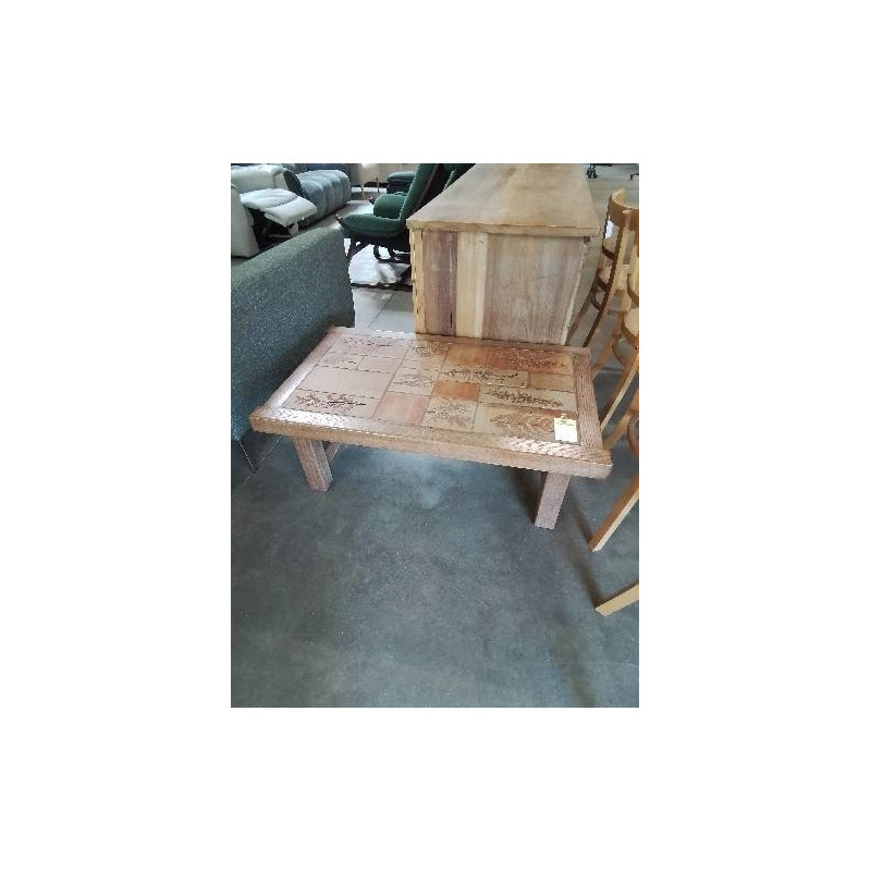 TABLE BASSE RECTANGULAIRE A ENTRETOISE PLATEAU CARRELÉ DÉCOR AUX FEUILLE VALLAURIS R.LEDUC ANNÉES 60