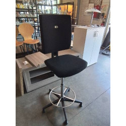 TABOURET D’ATELIER A...