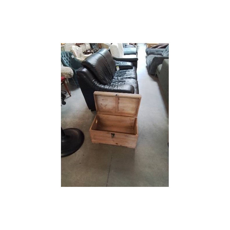 COFFRE BOIS EN L\'ÉTAT 