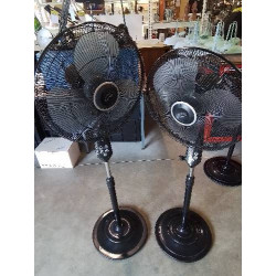 VENTILATEUR OSCILLANT...